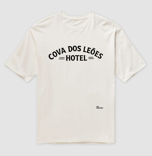 Oversized Gospel Cova dos Leões Minimalista