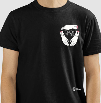 CAMISETA MINIMALISTA TRUST IN THE LORD