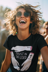 CAMISETA CRISTÃ GOSPEL TRUST IN THE LORD
